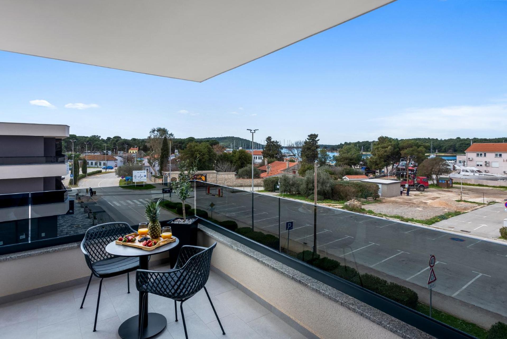 Fly Rooms Medulin - 50M From The Beach - New 2024 Exteriör bild